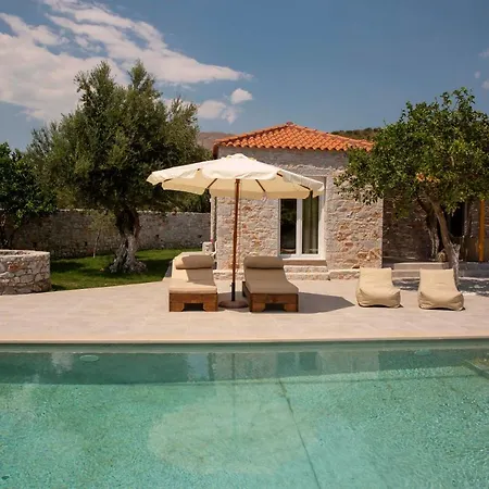 Mani Luxury With Private Pool Khalkia