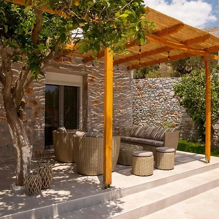 Mani Luxury With Private Pool Khalkia